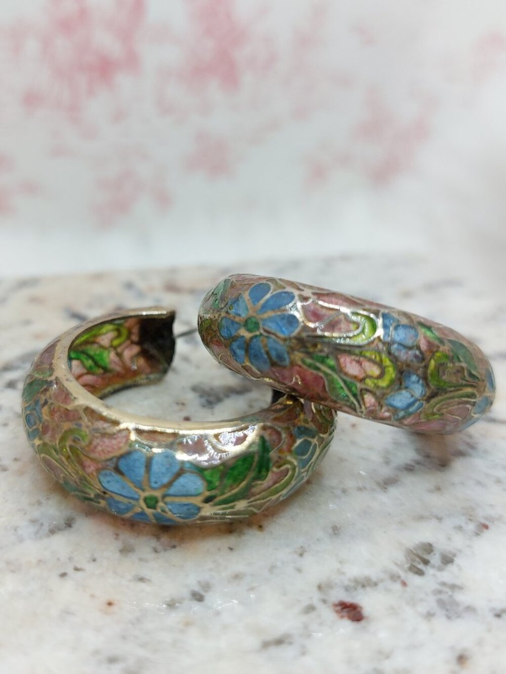 Vintage Plique-à-jour Enamel Glass Cloisonné Hoop Earrings Colorful Floral Patte